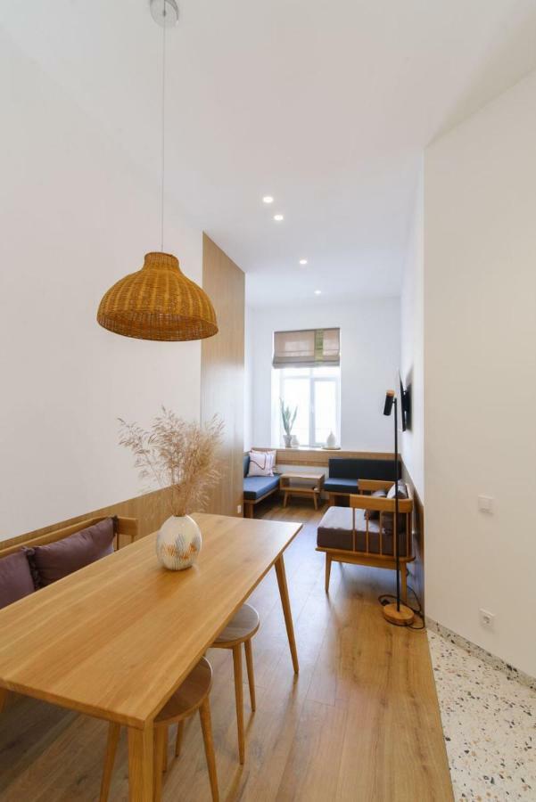 Sunrise Apartment 利沃夫 外观 照片