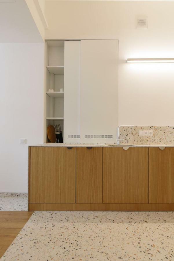 Sunrise Apartment 利沃夫 外观 照片